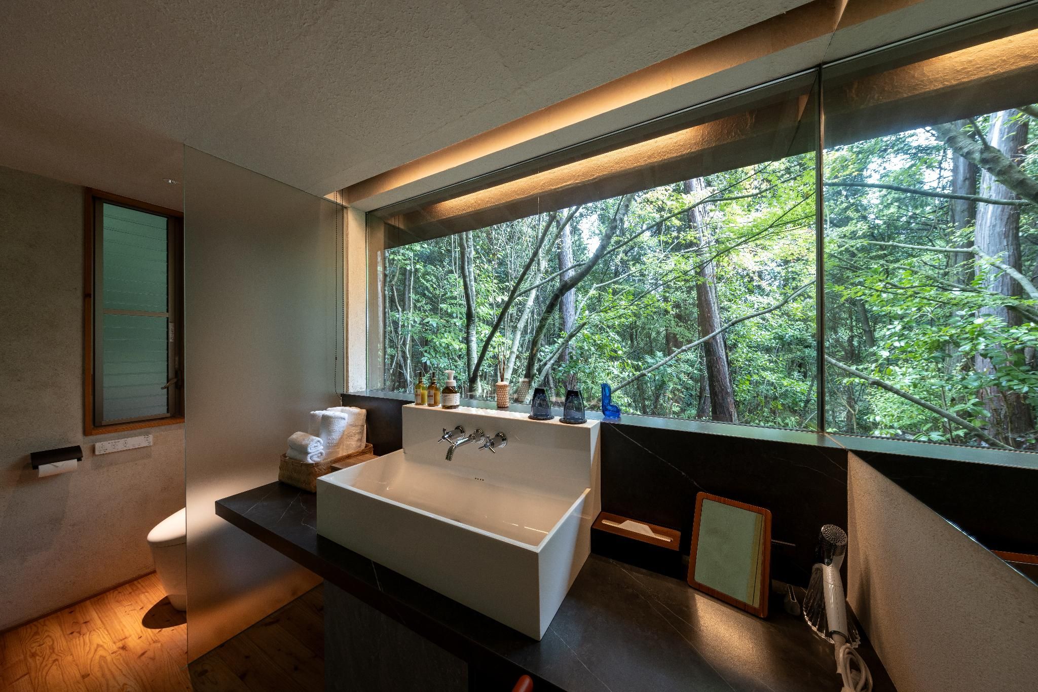 King Room B
