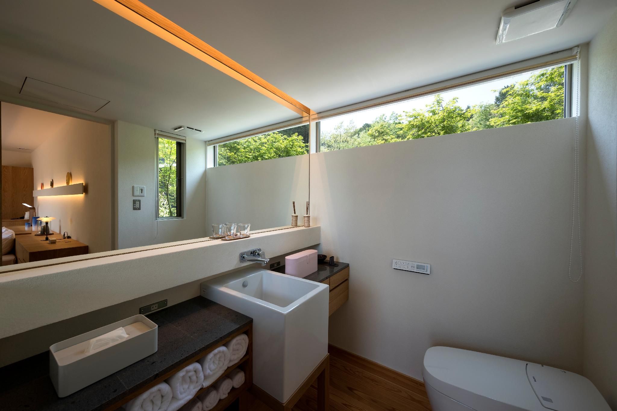 King Room - Non-Smoking