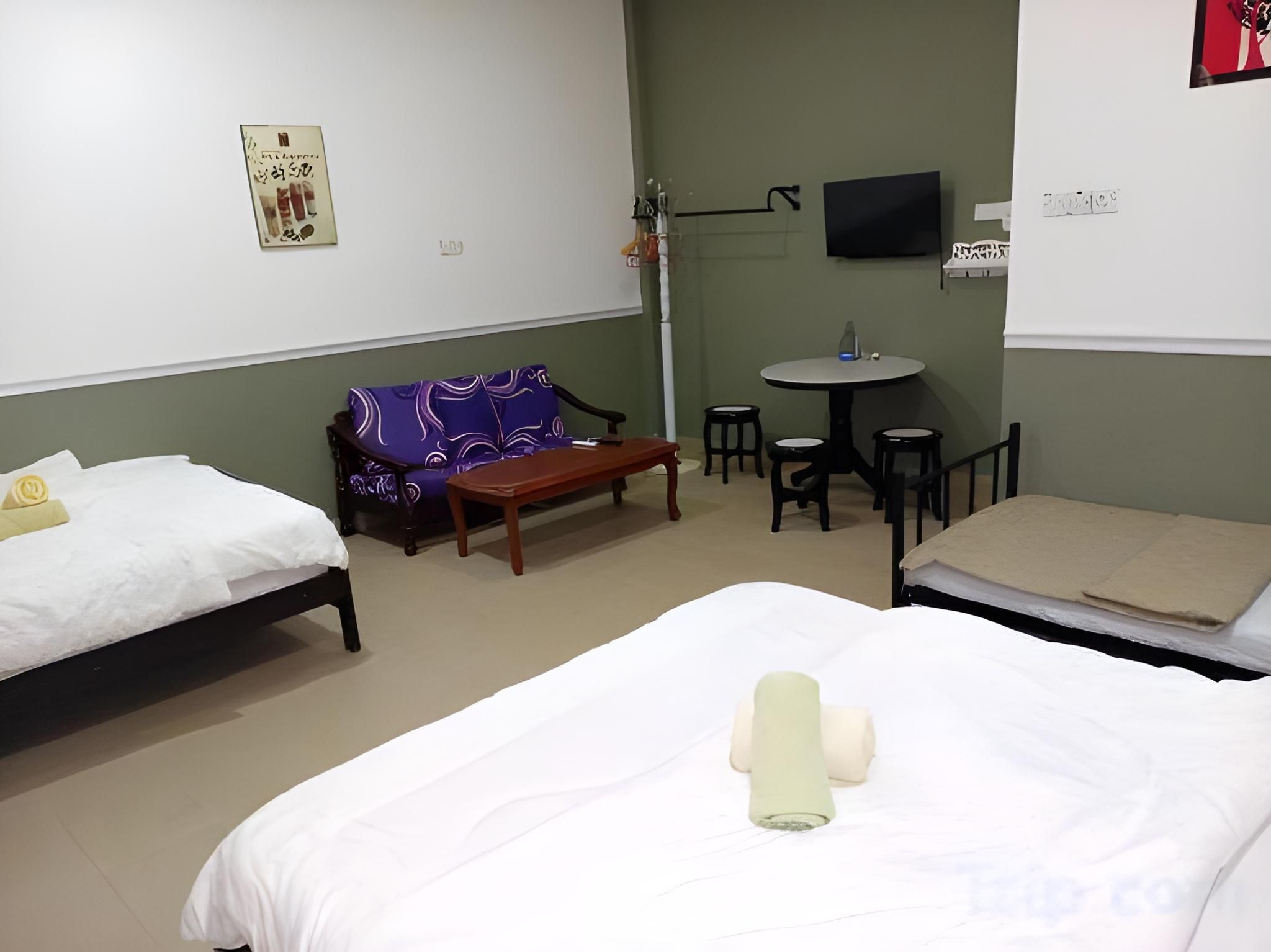 Hotel Seri Intan Tampin Standard Family Room 2