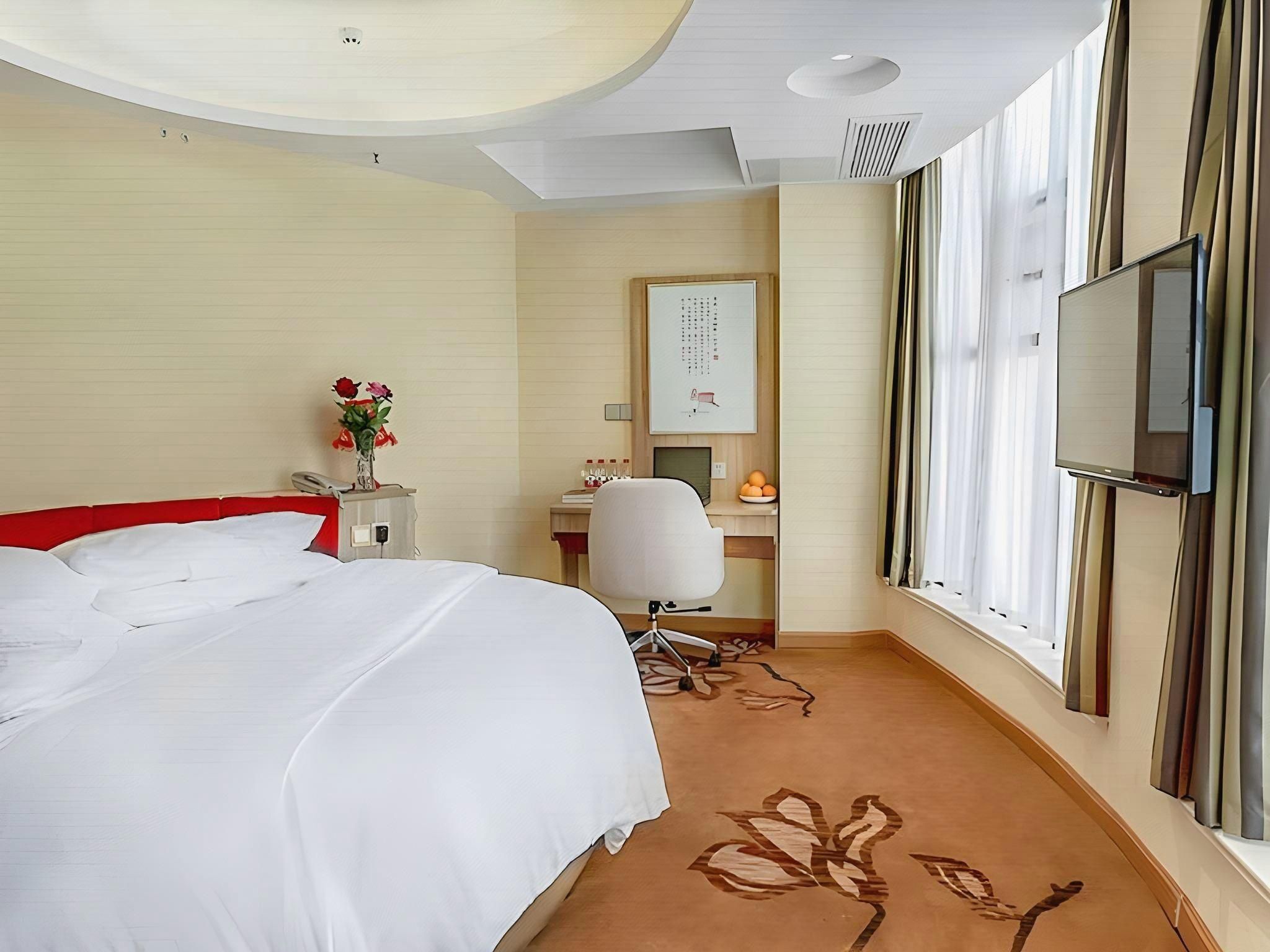Romantic King Room
