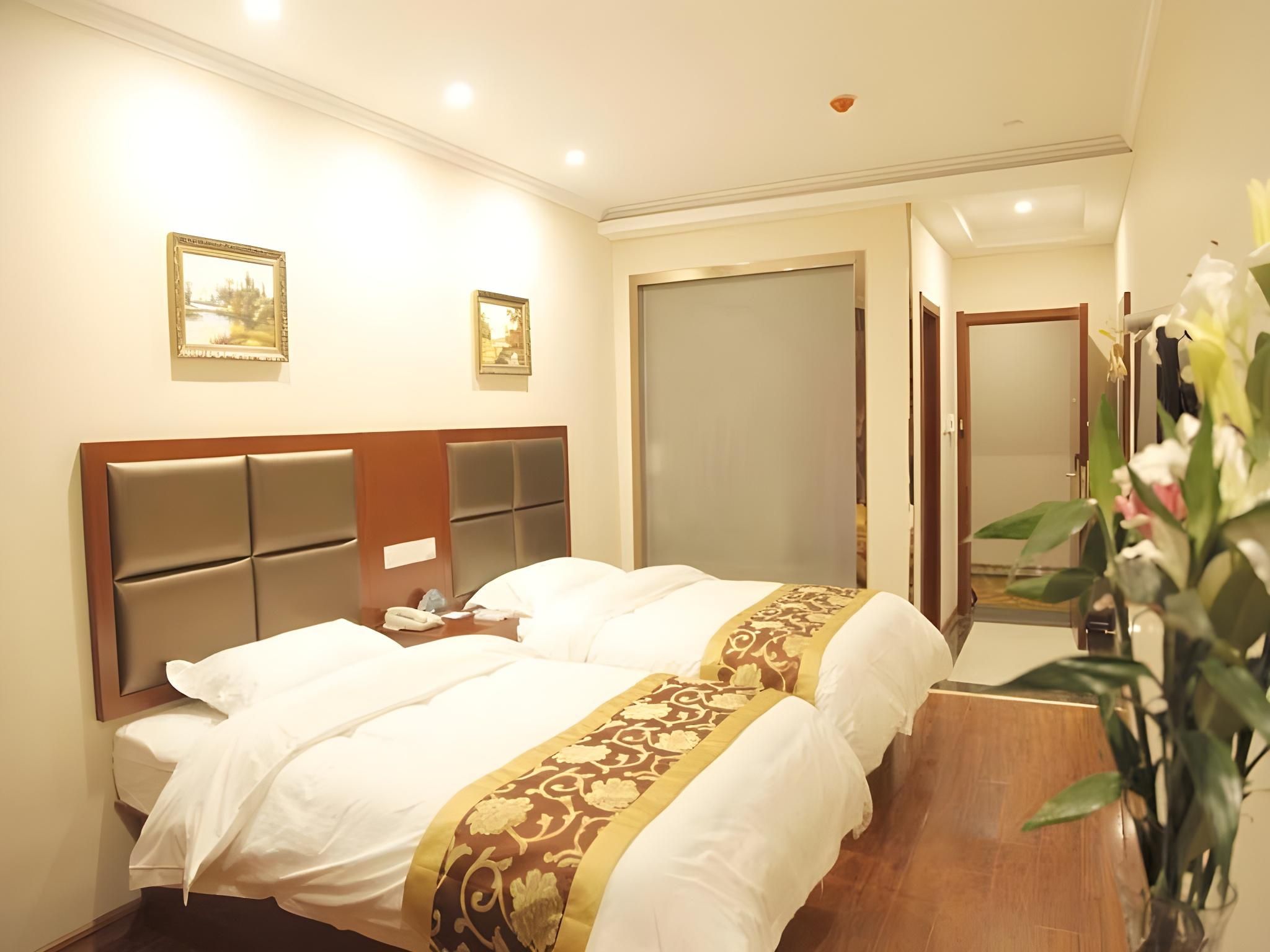 Twin Bussiness Room