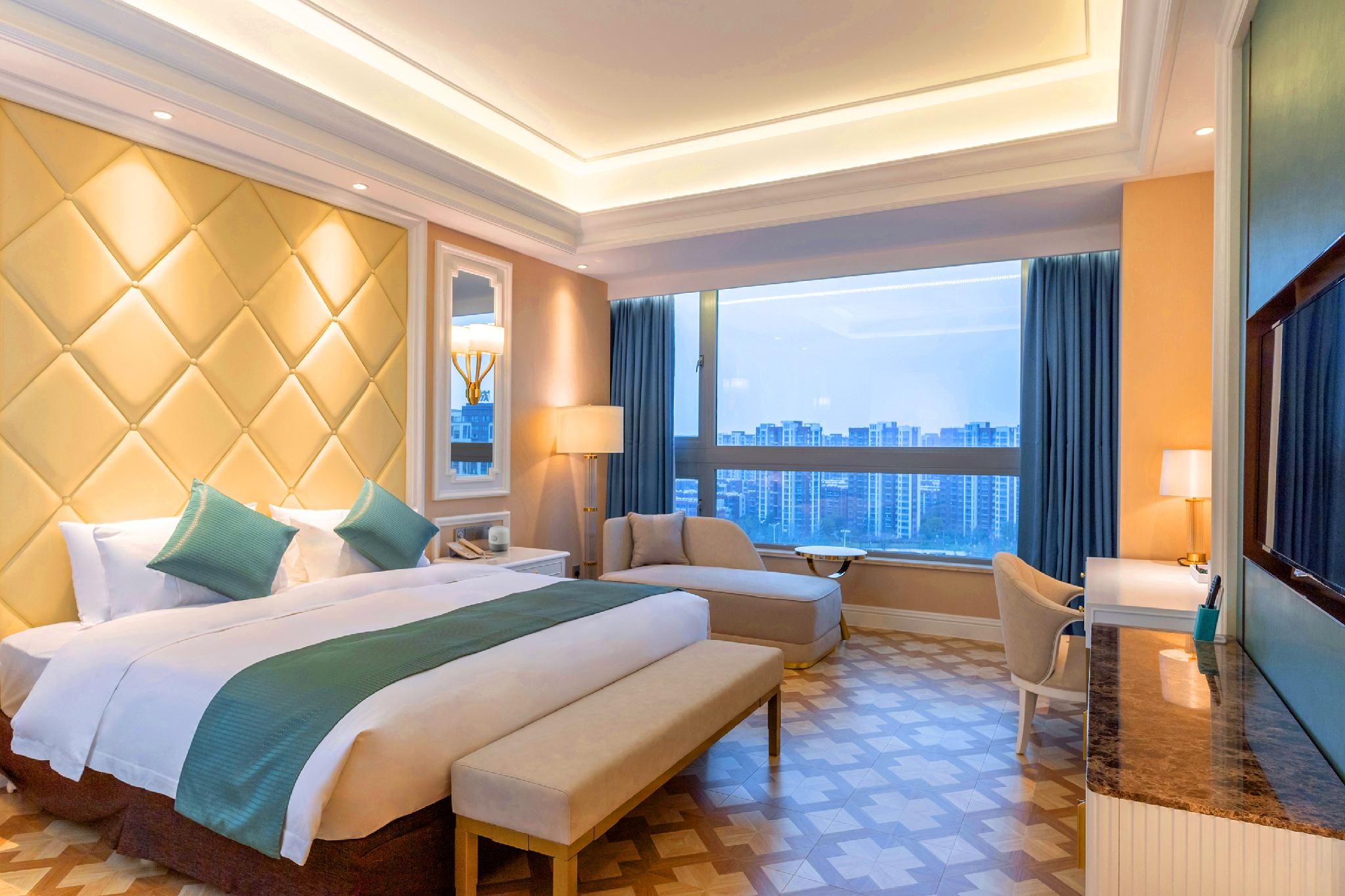 Suning Universal Hotel King Executive Room