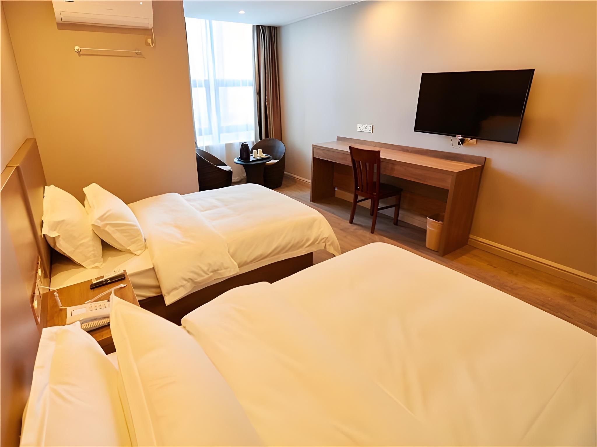 Twin Business Room