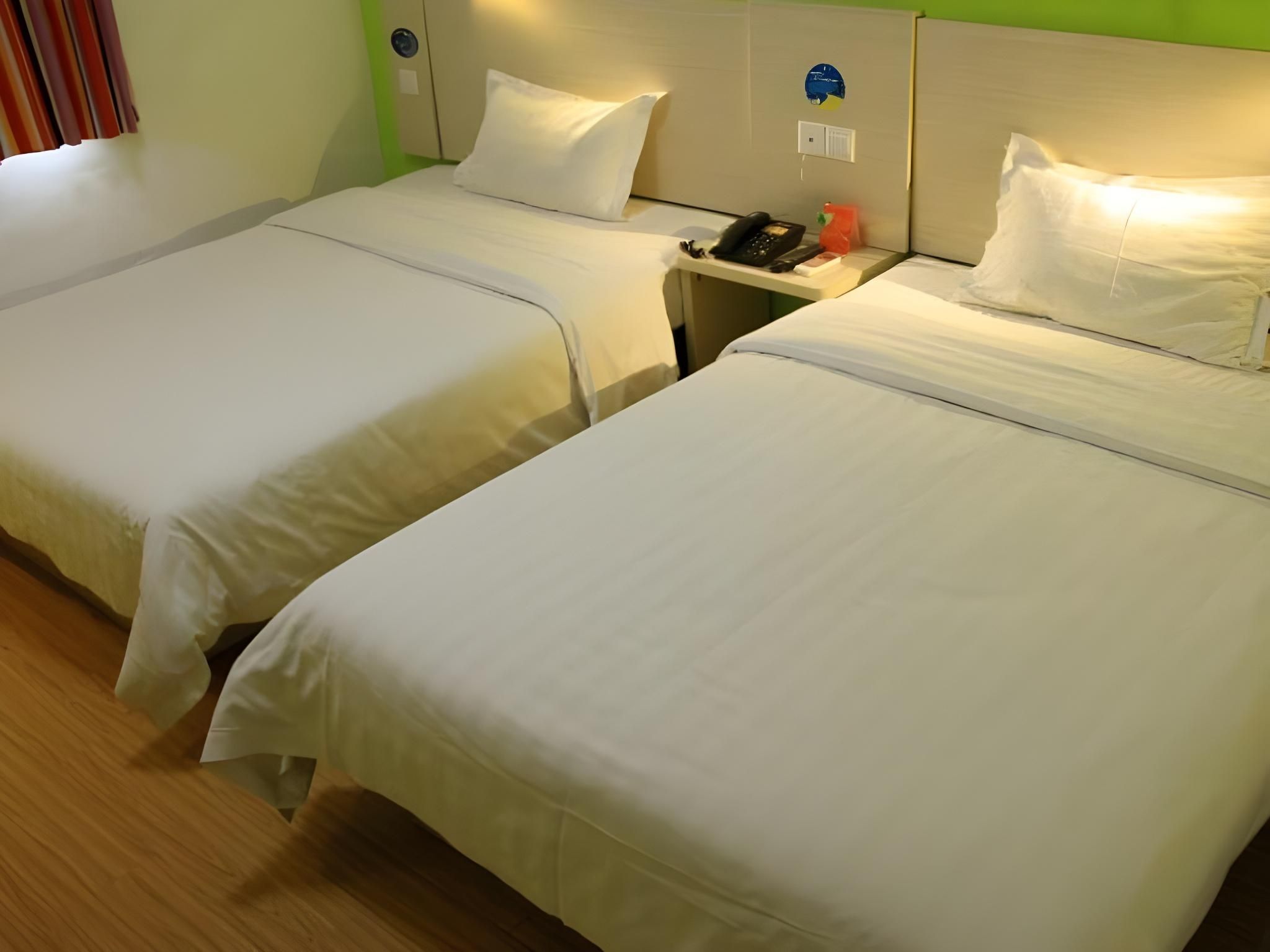 Corporate Twin, Guest room, 2 Twin/Single Bed(s), City view