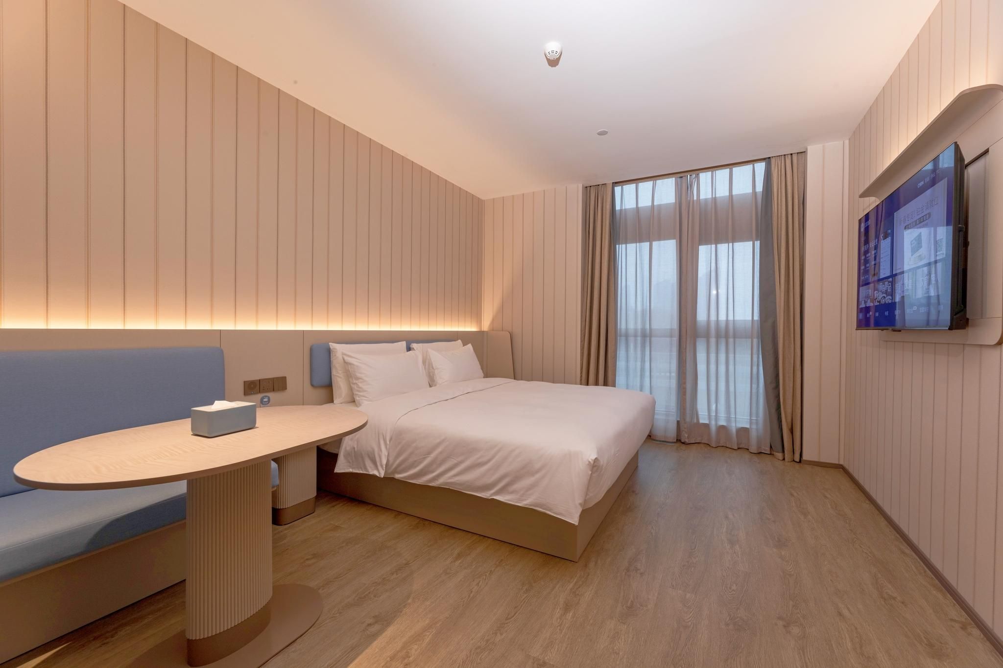 Hanting Hotel Wuhu Jinghu District Yaohan Huazhu - Deluxe Bed Room