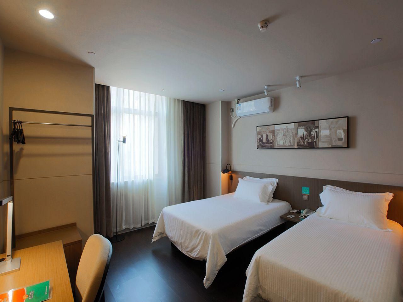 Jinjiang Inn Select Fanchang RT-Mart Business Plaza Standard A