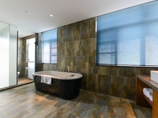 Chess Entertainment Room