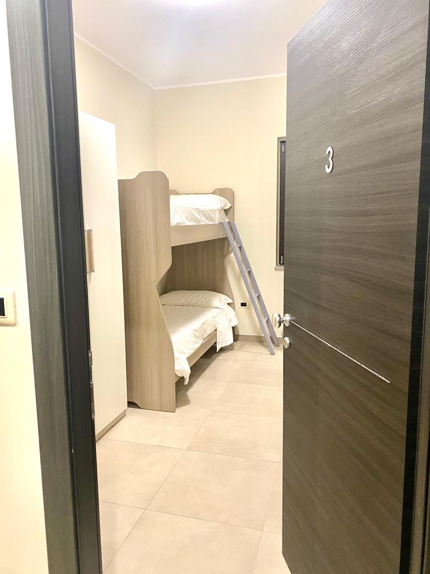 Economy Twin Room