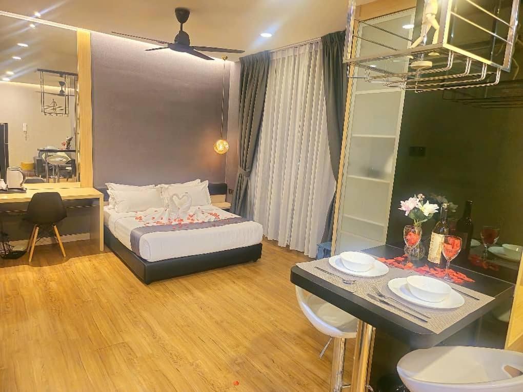 LANDMARK RESIDENCE 1 AND 2 - KAJANG Studio with Balcony 3