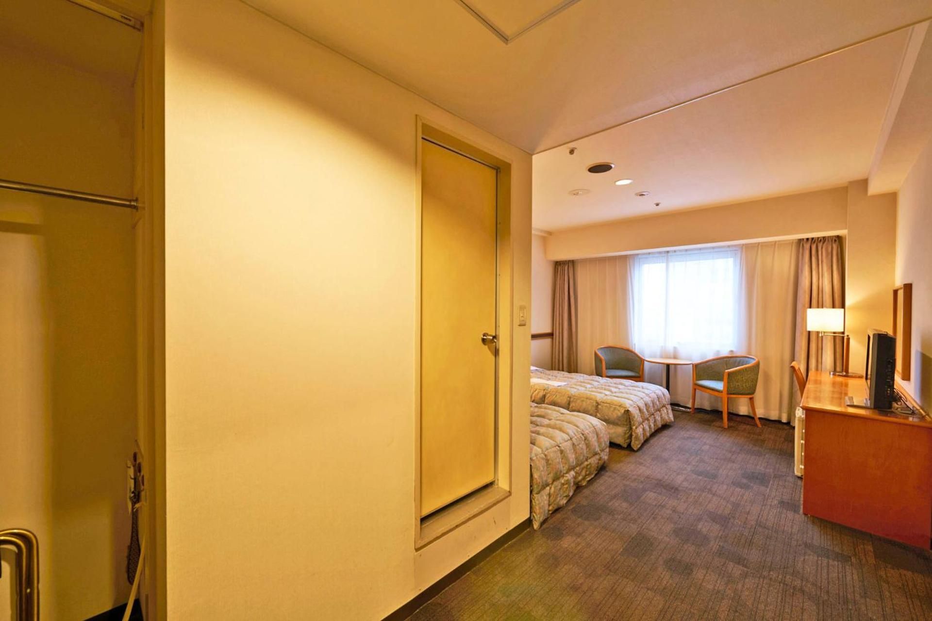 Twin Room - Smoking
