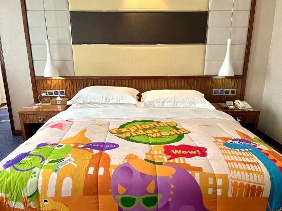 Rezen - Parent Child Room