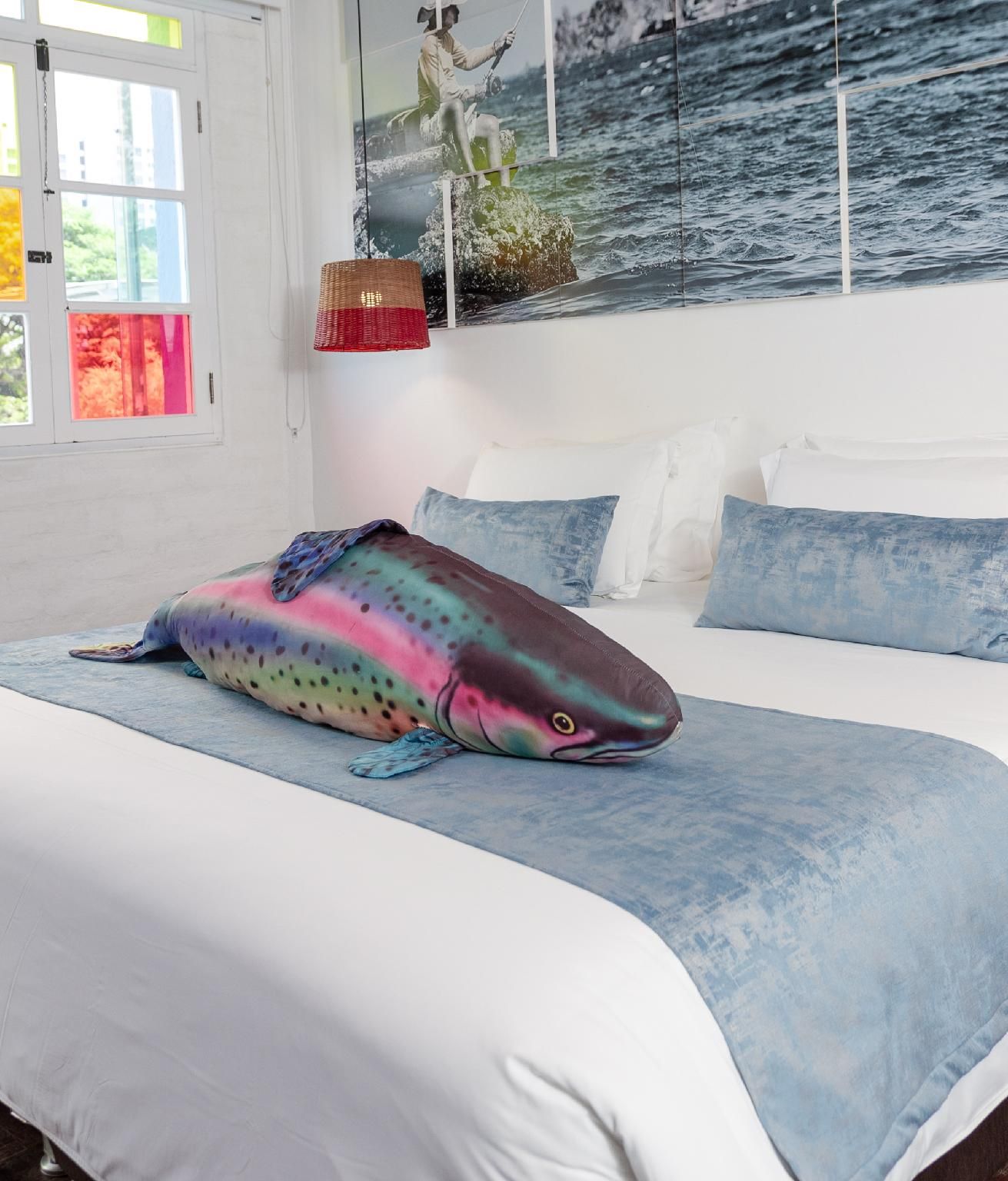 Deluxe - 1 King Bed