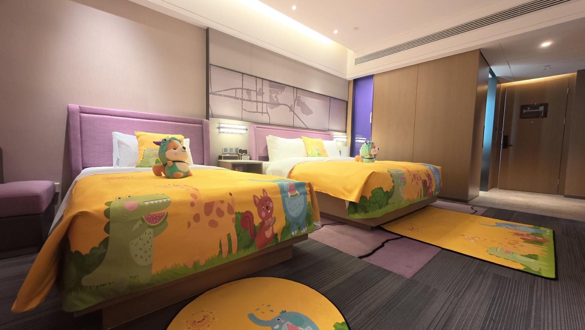 Deluxe Parent-child Family Room