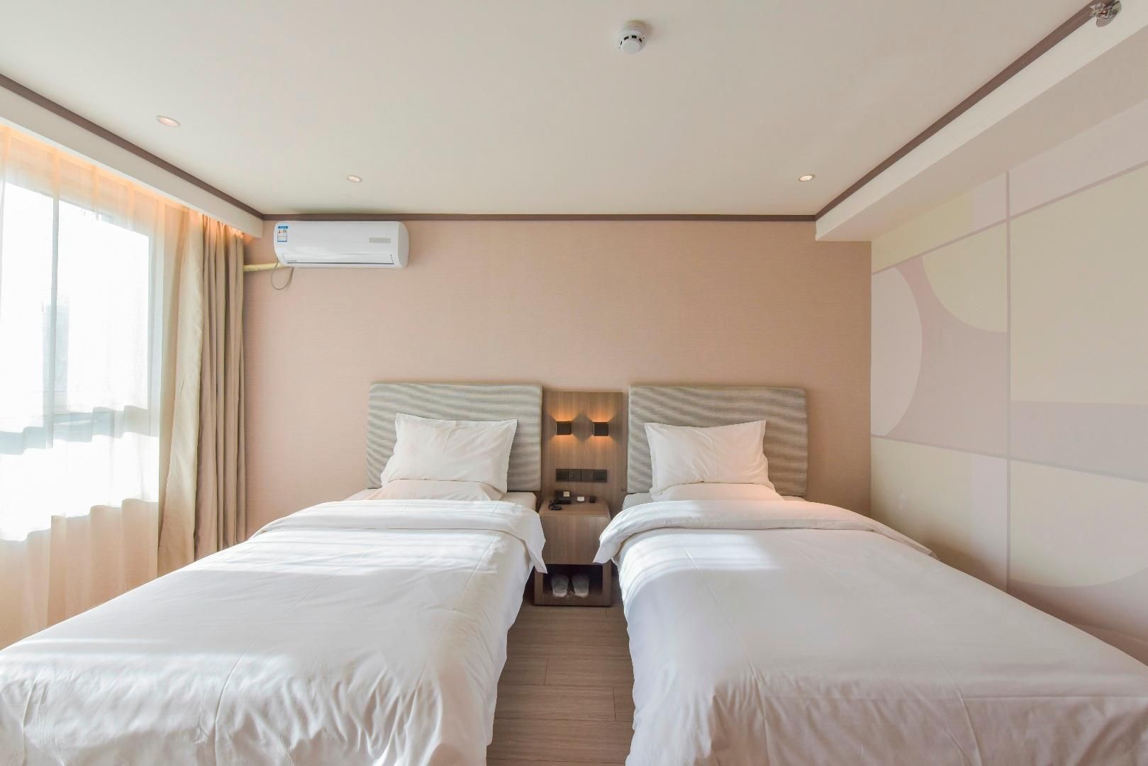 Huazhu - Twin Room