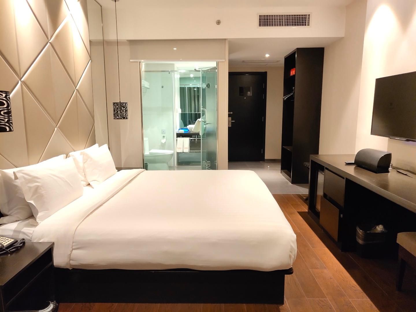 Huazhu - Superior BedRoom