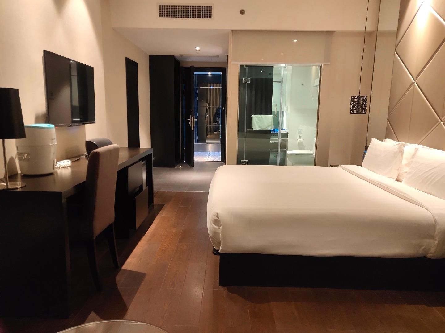 Huazhu - Deluxe Bed Room