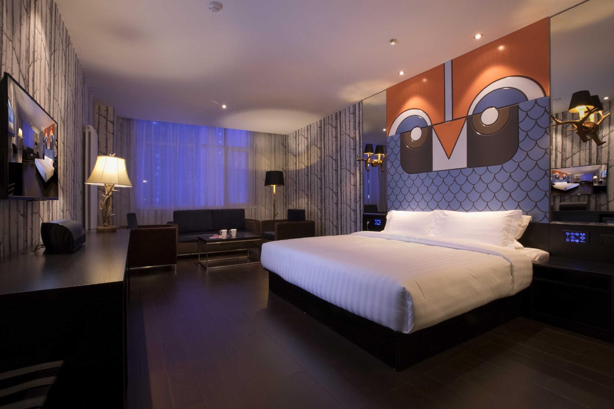 Huazhu - Designer Signature Room