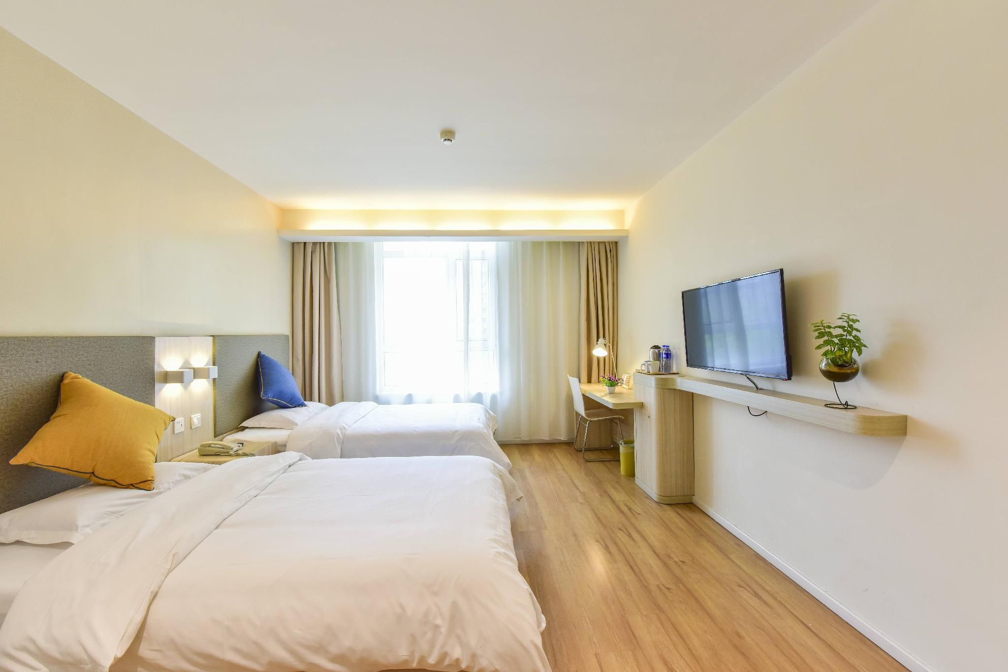 Huazhu - Twin Room