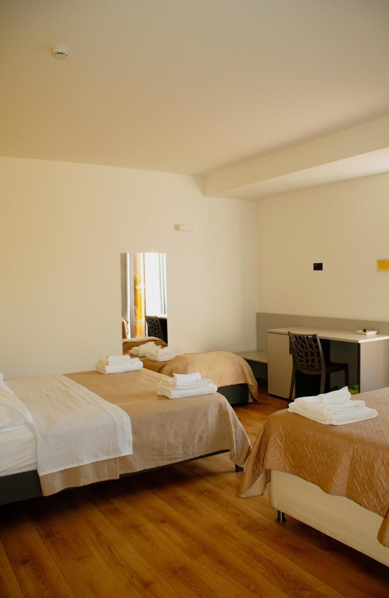 Quadruple Room with Terrace