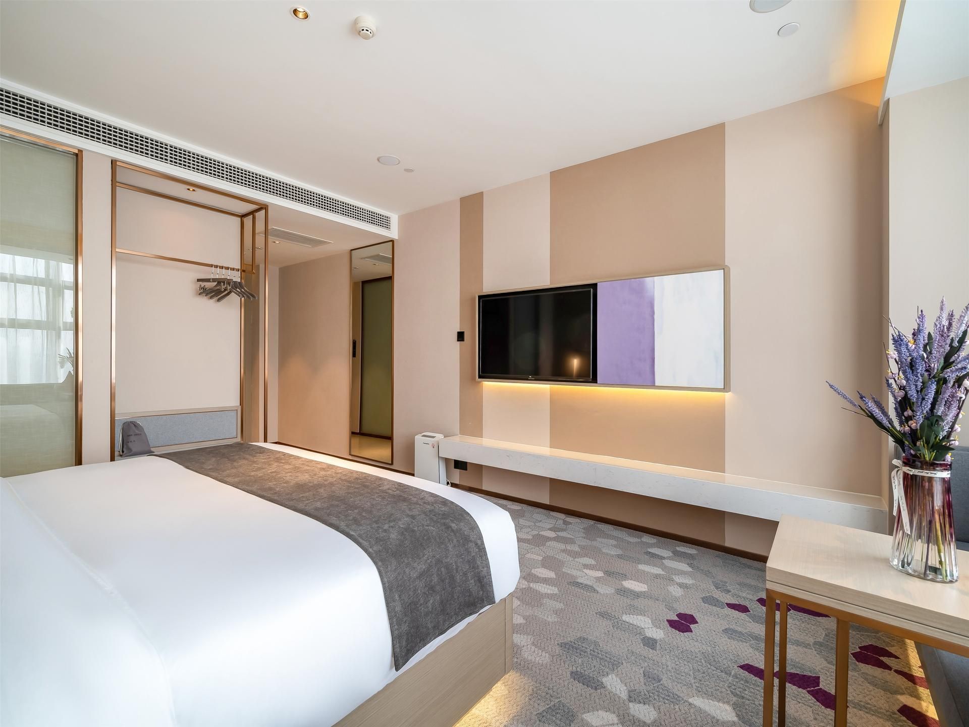 WH - Liren T Special Room