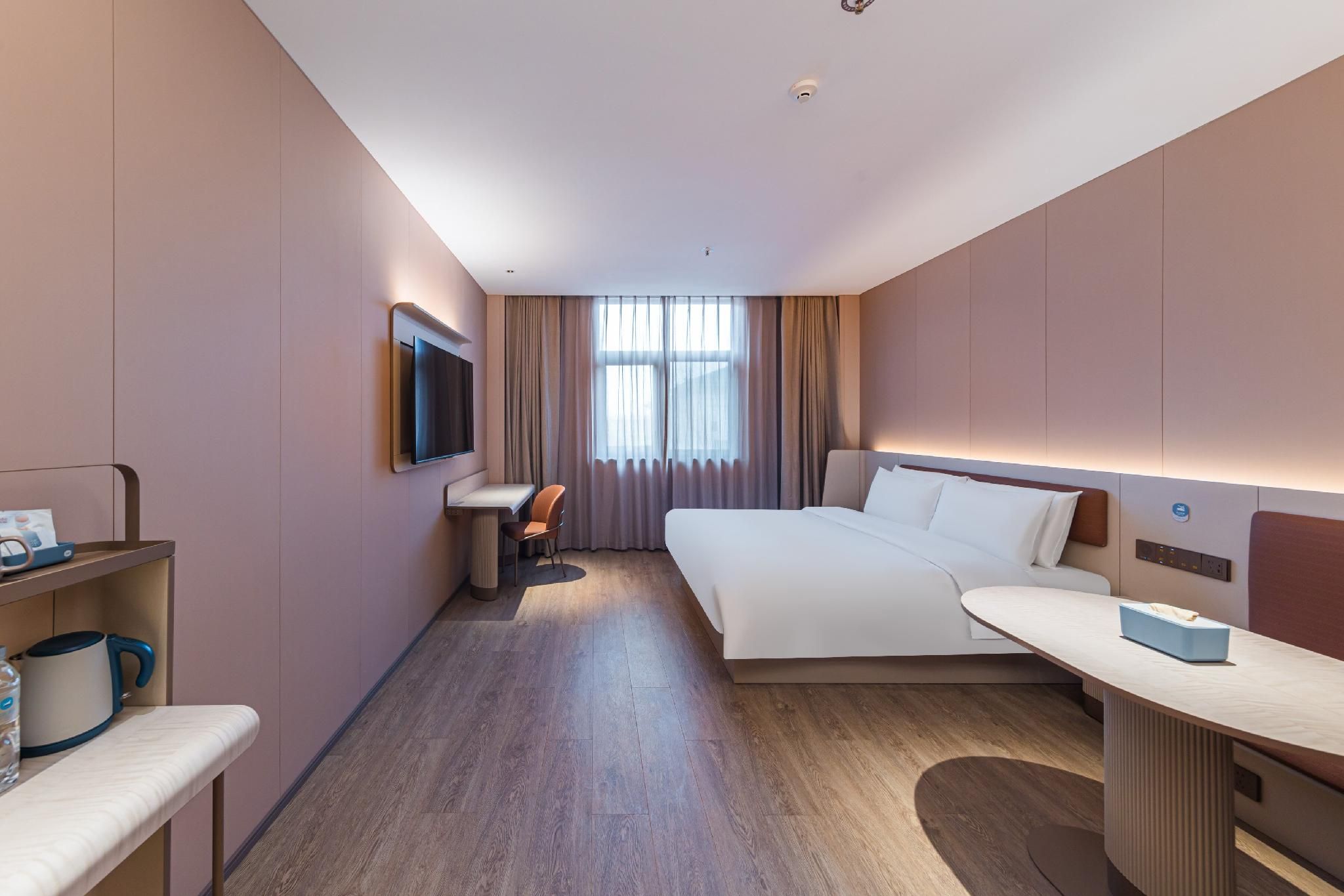 Huazhu - Superior BedRoom