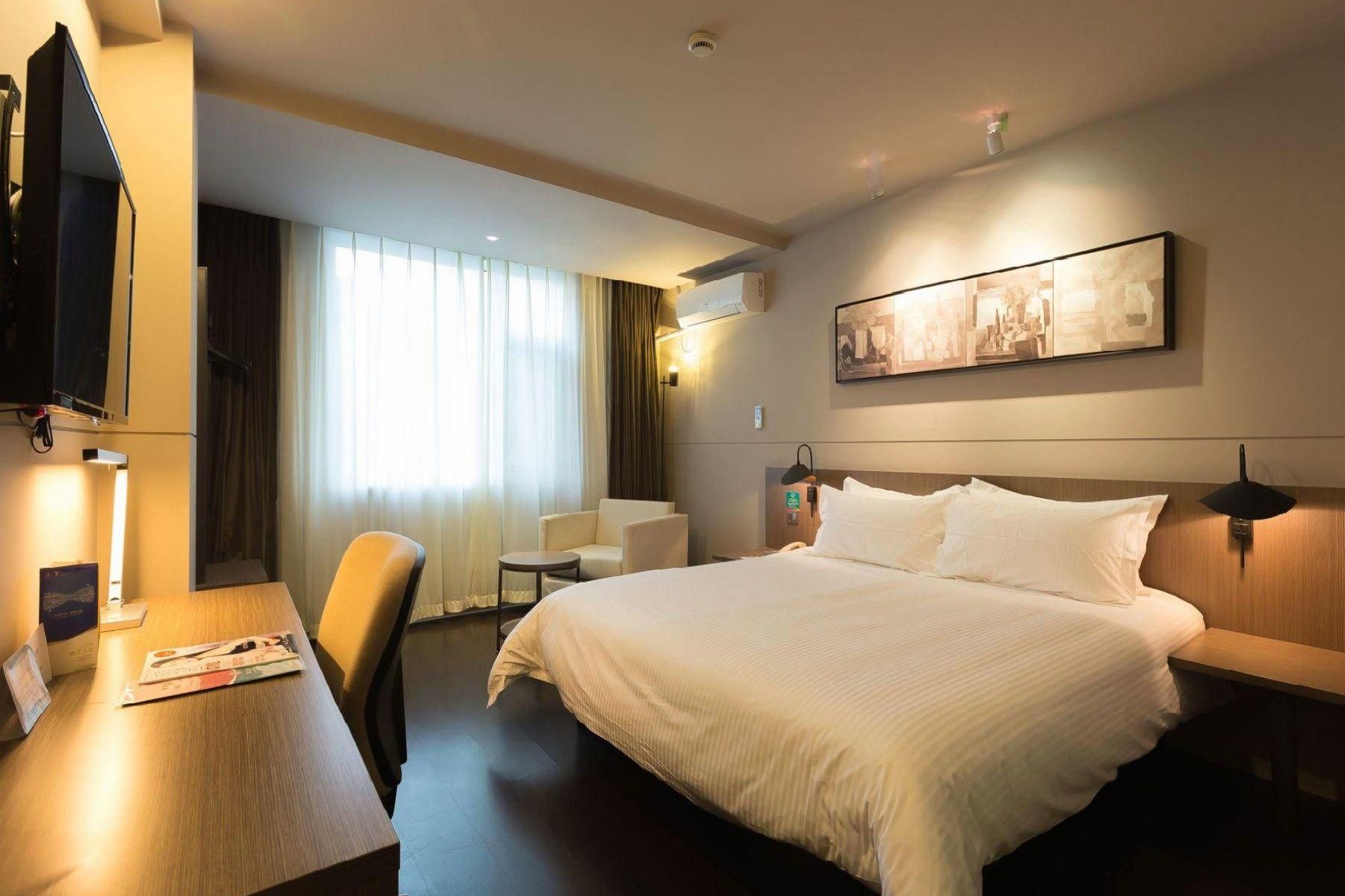 Business Suite A