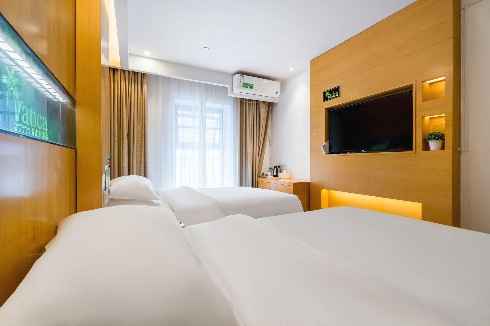 Twin Bedroom