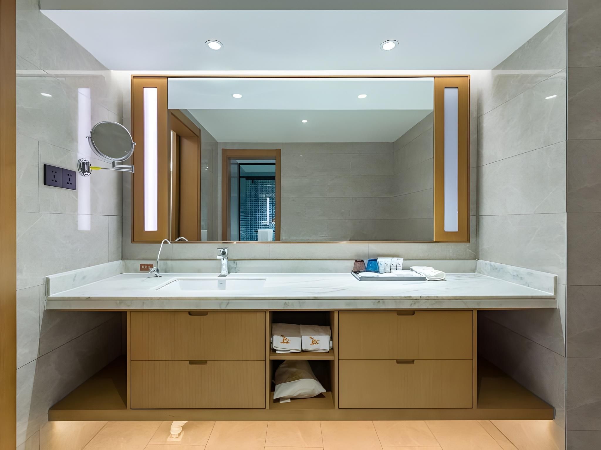 Twin Deluxe Room