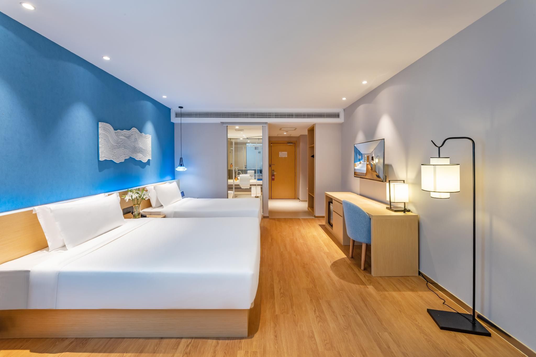 Twin Business Room