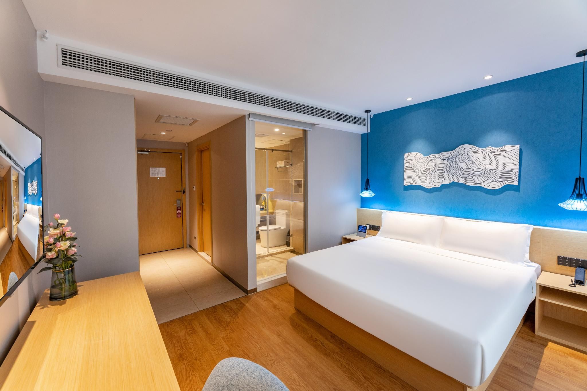 Business Queen Bed Room