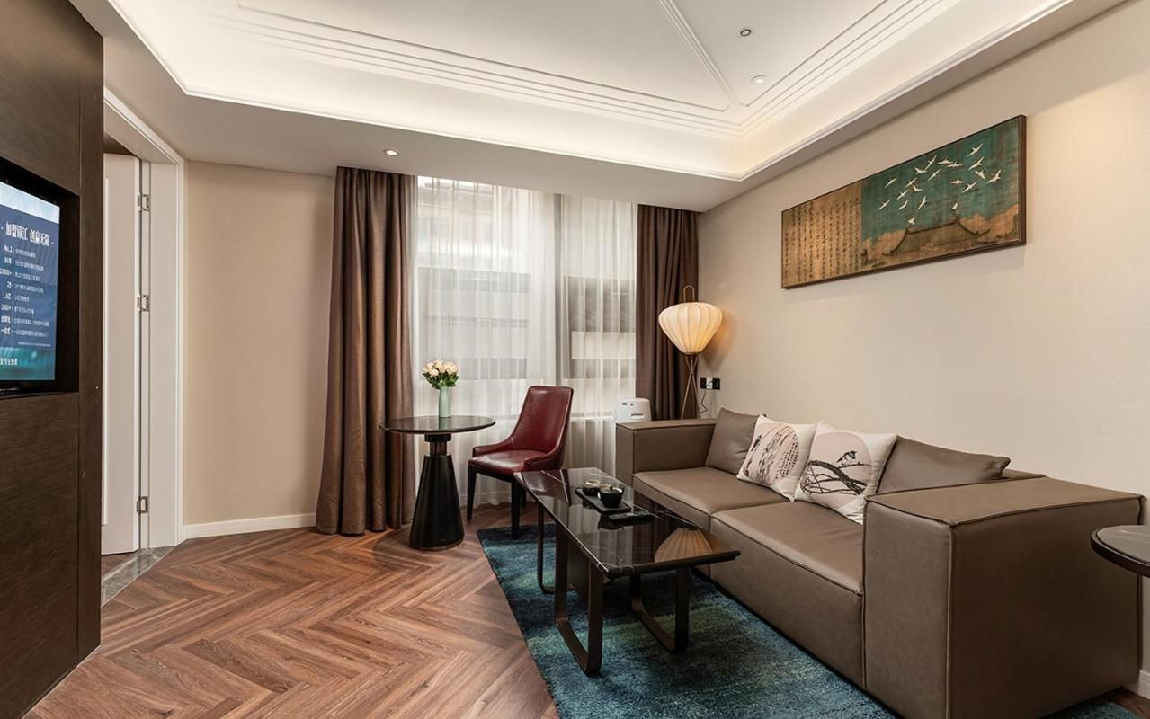 Executive Premier Suite