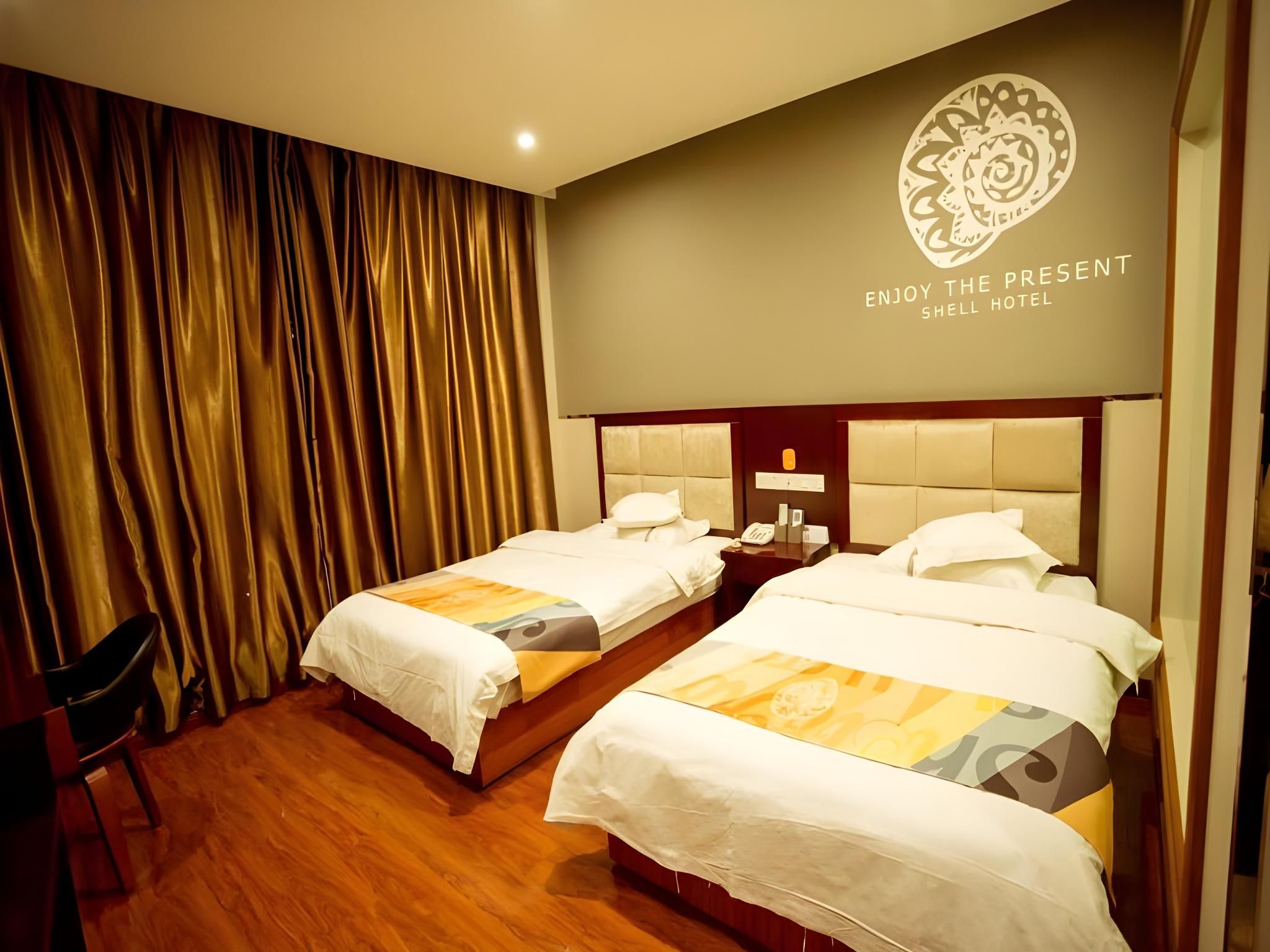Twin Bussiness Room