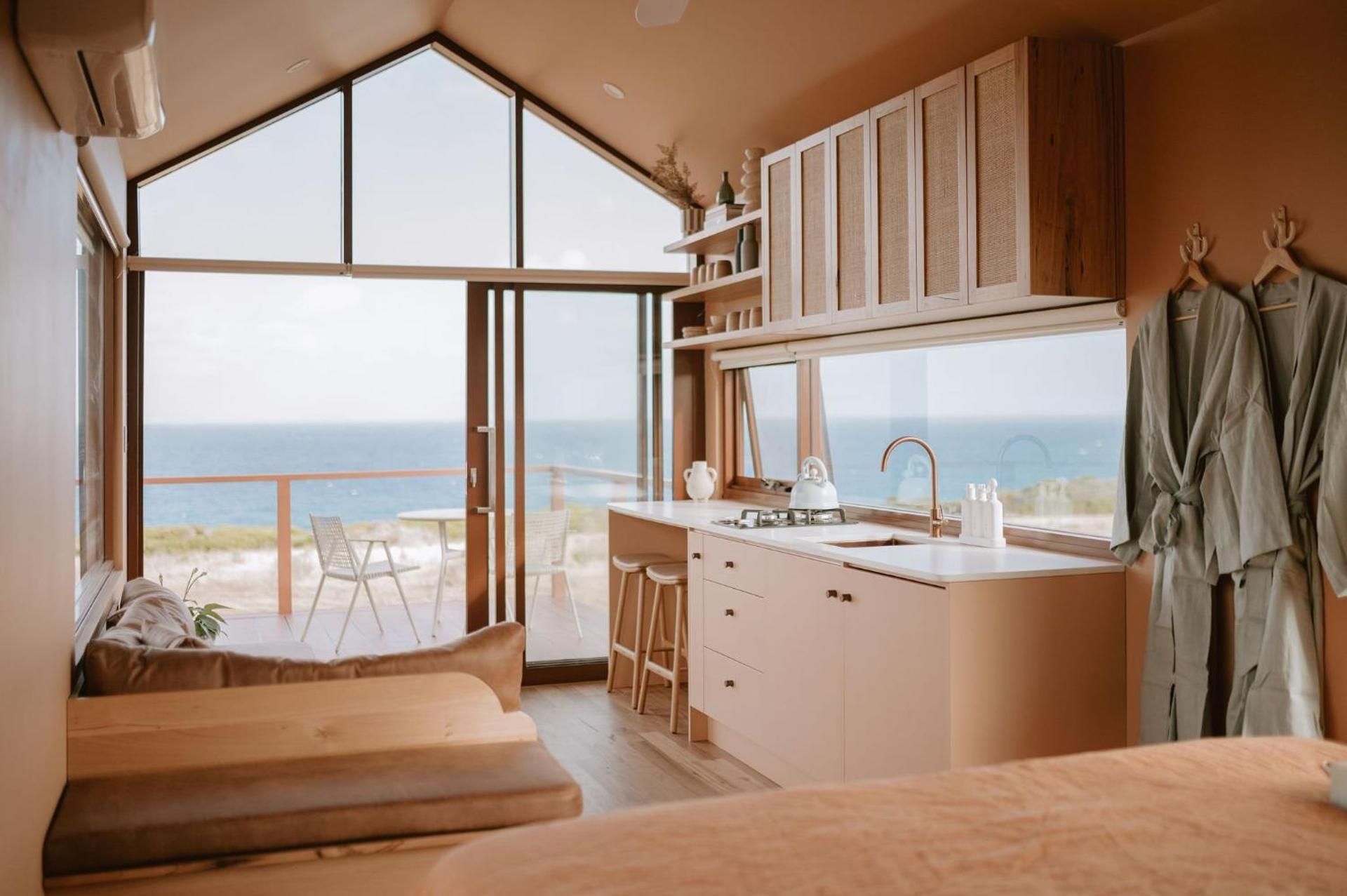 Deluxe Suite with Sea View