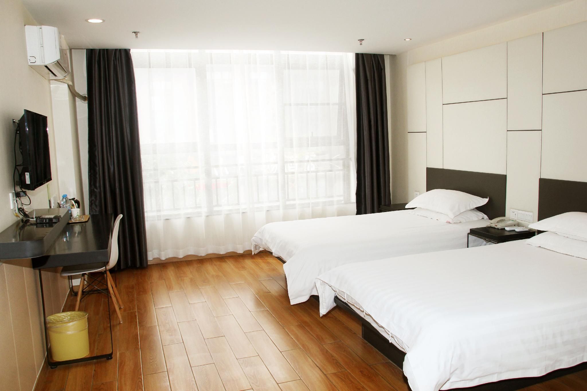 Huazhu - Twin Room