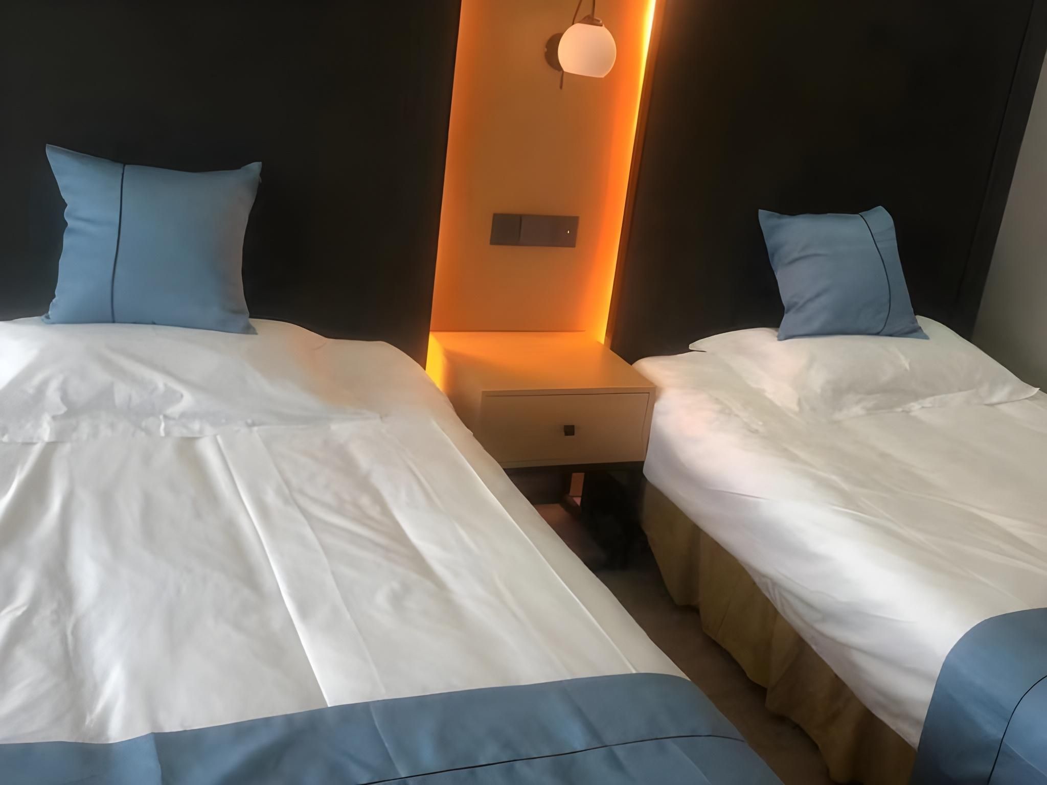 2 Bed Twin Superior Room