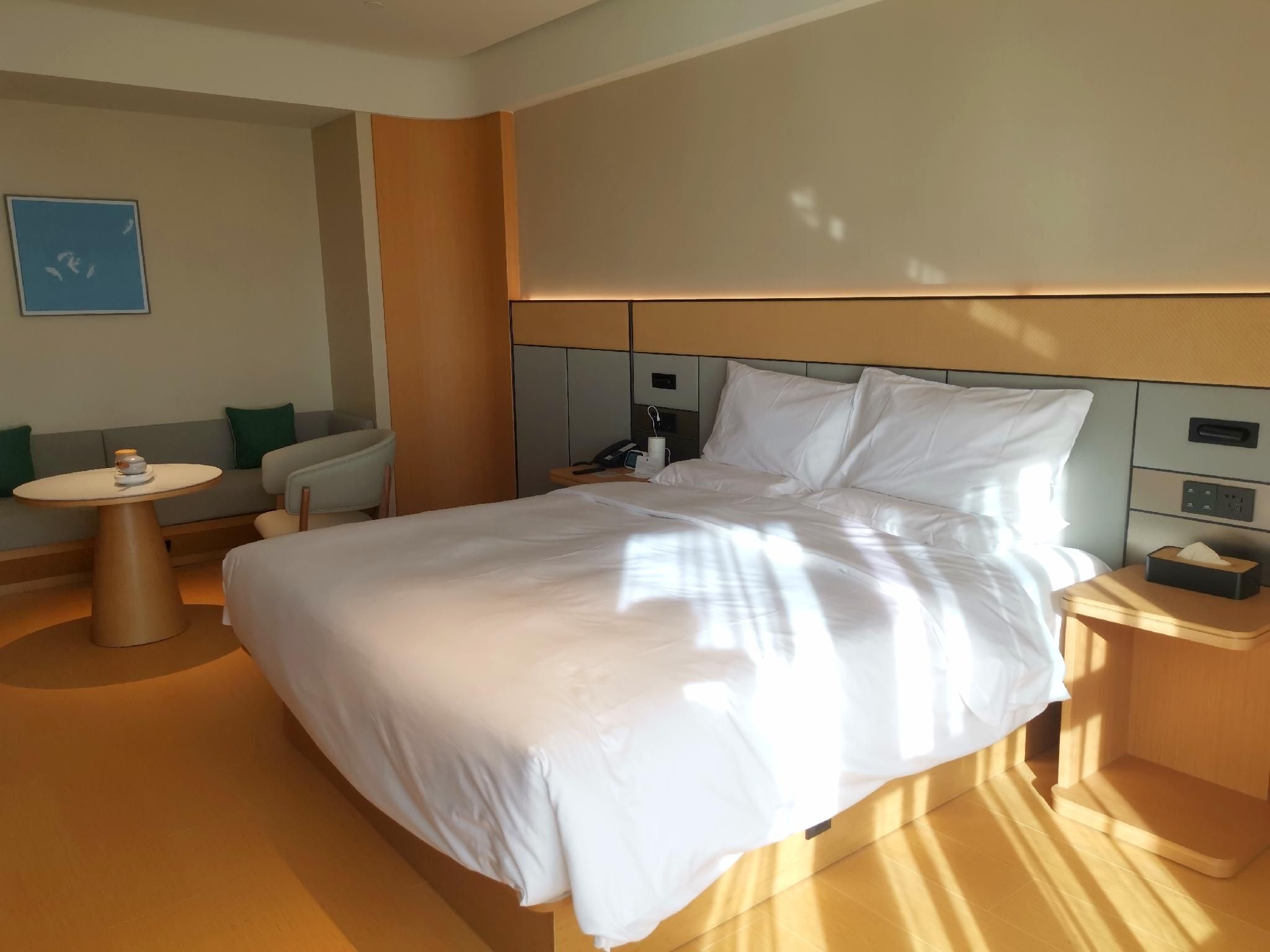 Huazhu - Superior BedRoom