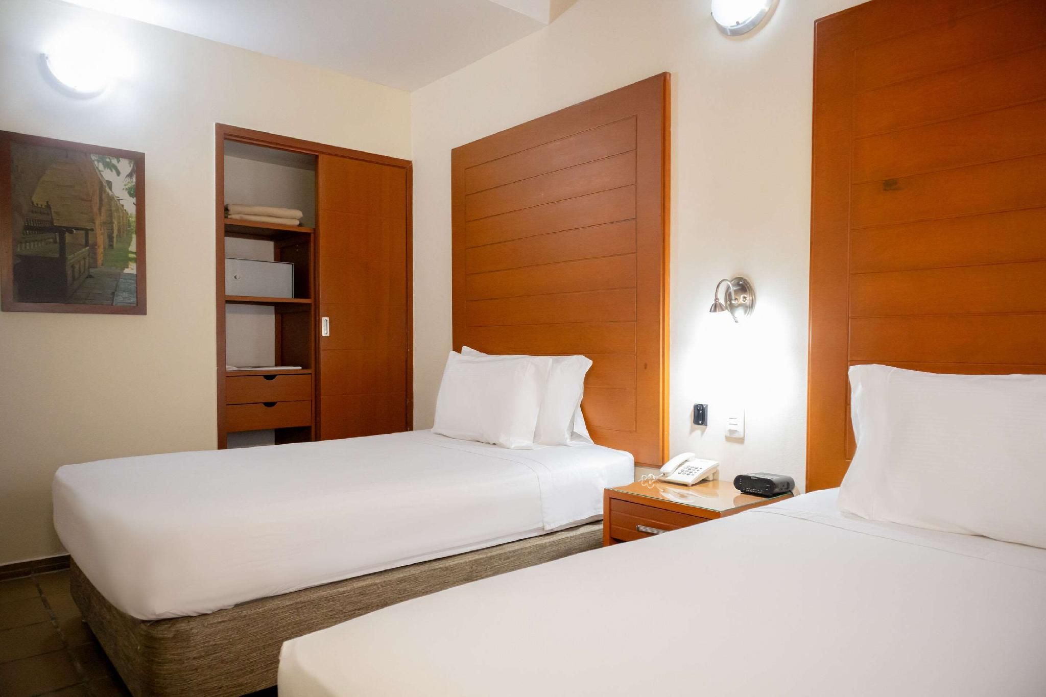 Hotel Faranda Bolivar Cucuta, a member of Radisson Individuals 2 Single Beds, Suite, Nonsmoking