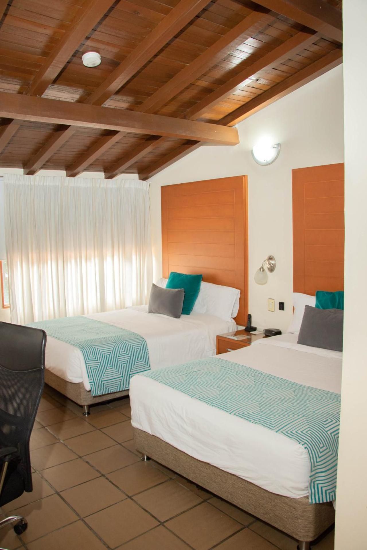 2 Double Beds Executive Room Non-Smoking