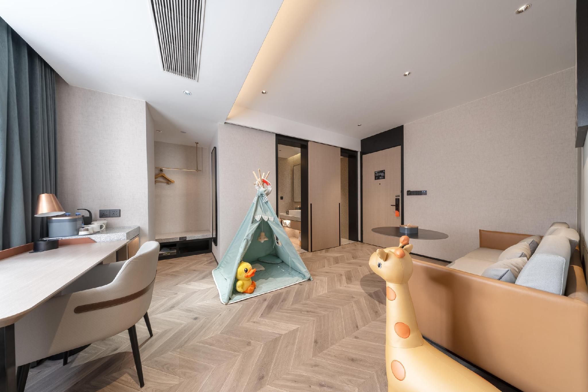 Atour - JIMU Family Bonding Suite