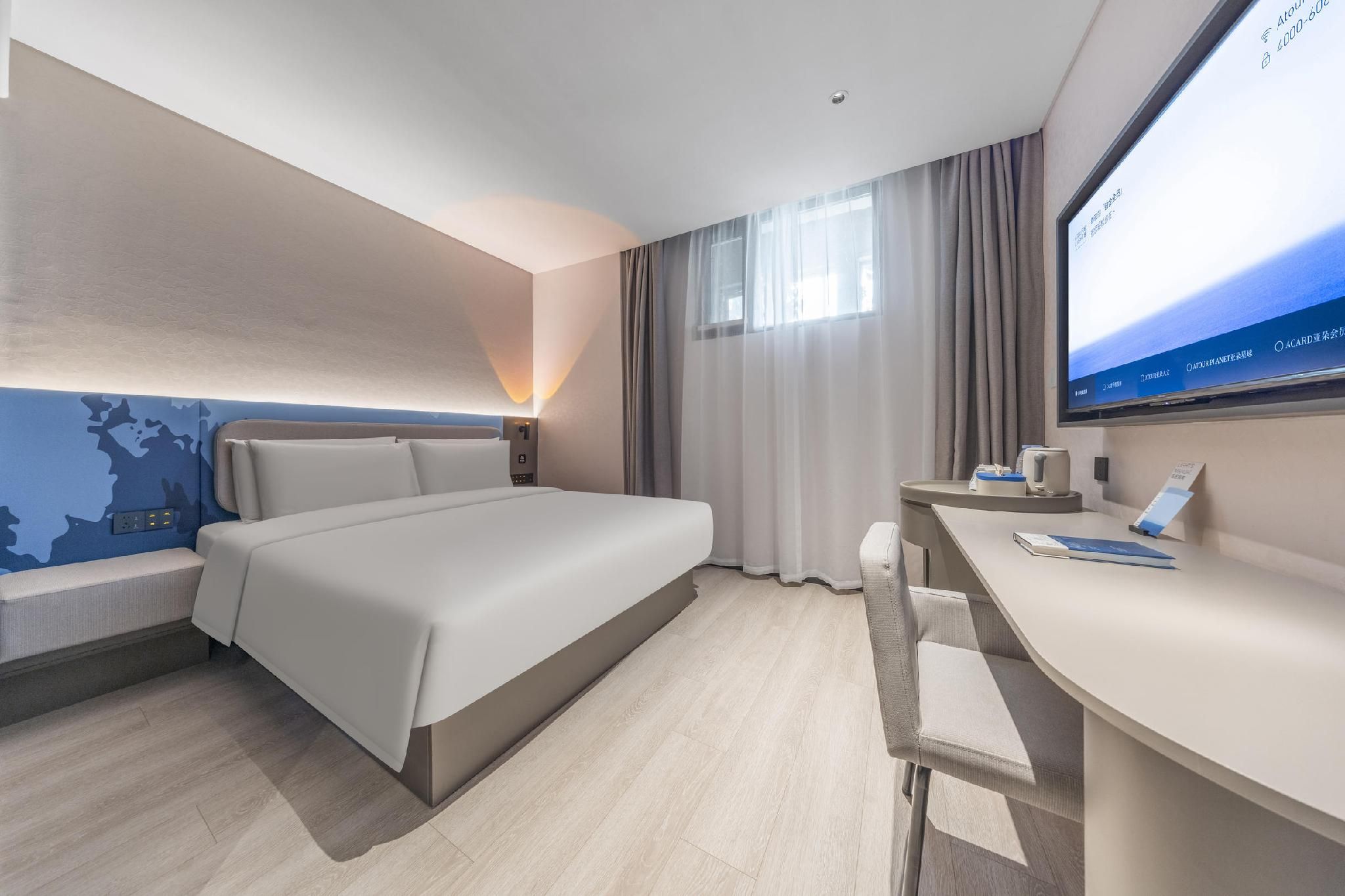 Comfort Queen Room