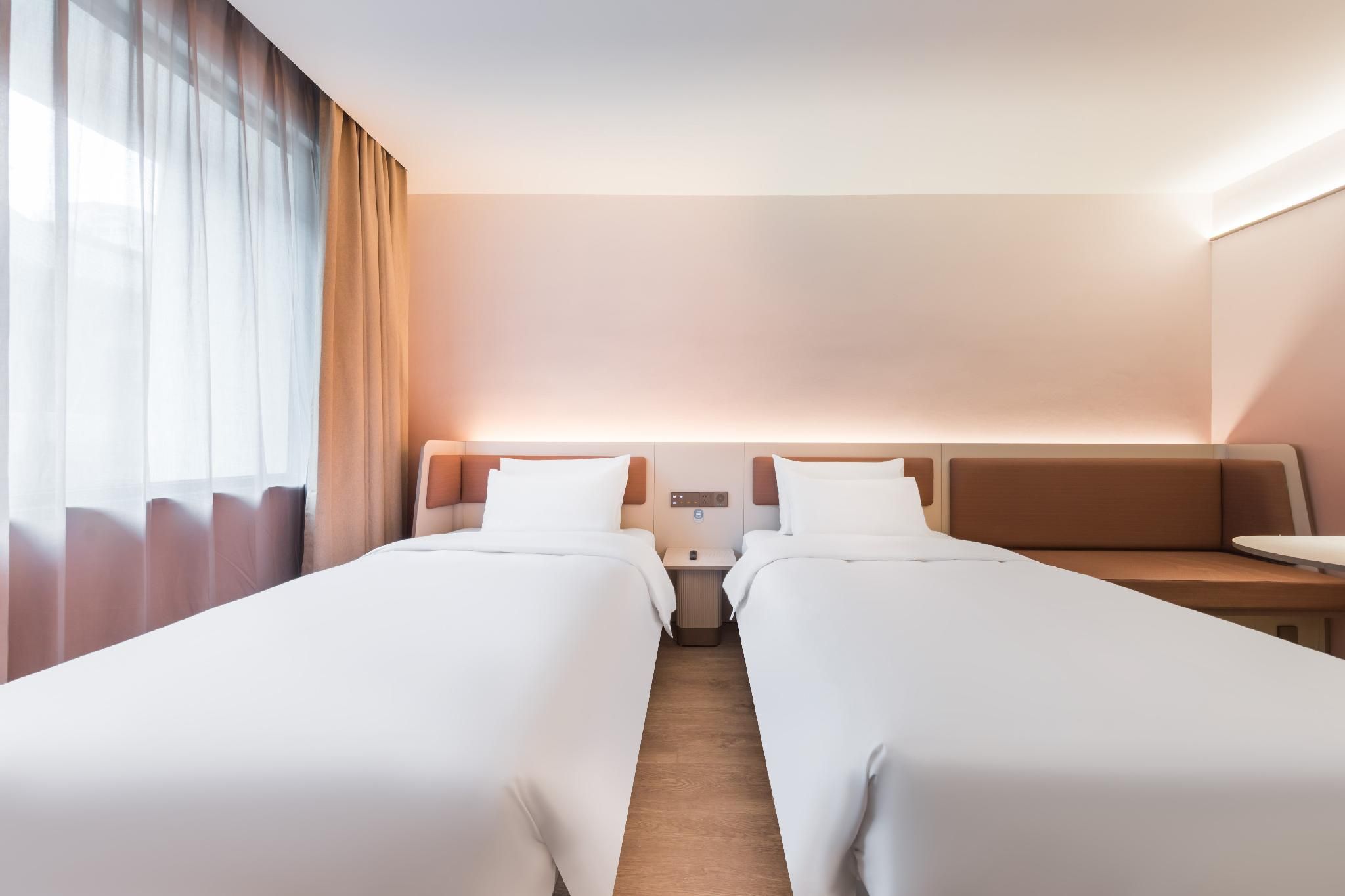Huazhu - Twin Room