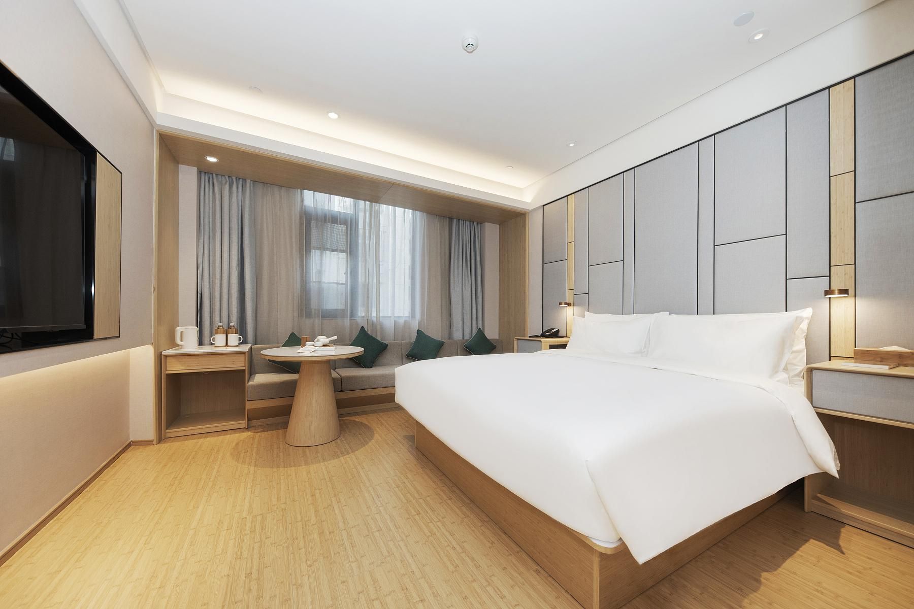 Huazhu - Superior BedRoom