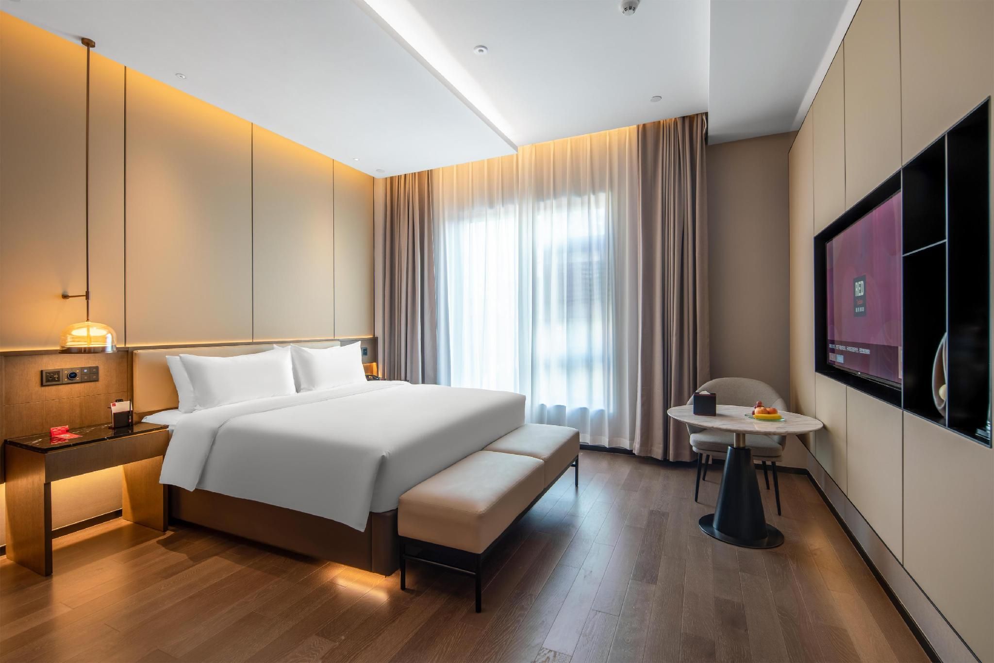 Radisson RED Xuzhou Yunlong Lake WH - RED Studio