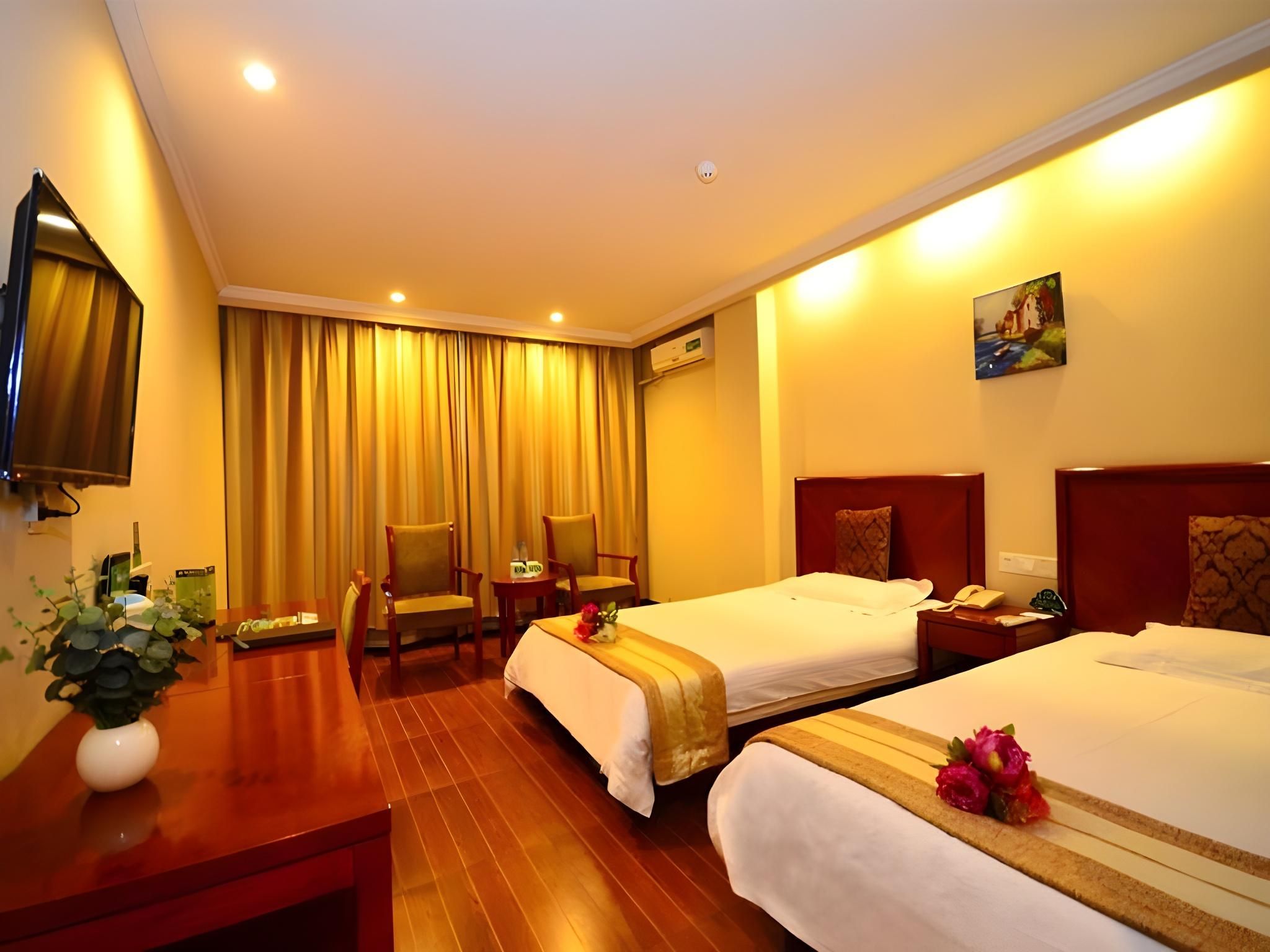 Featured Twin Room