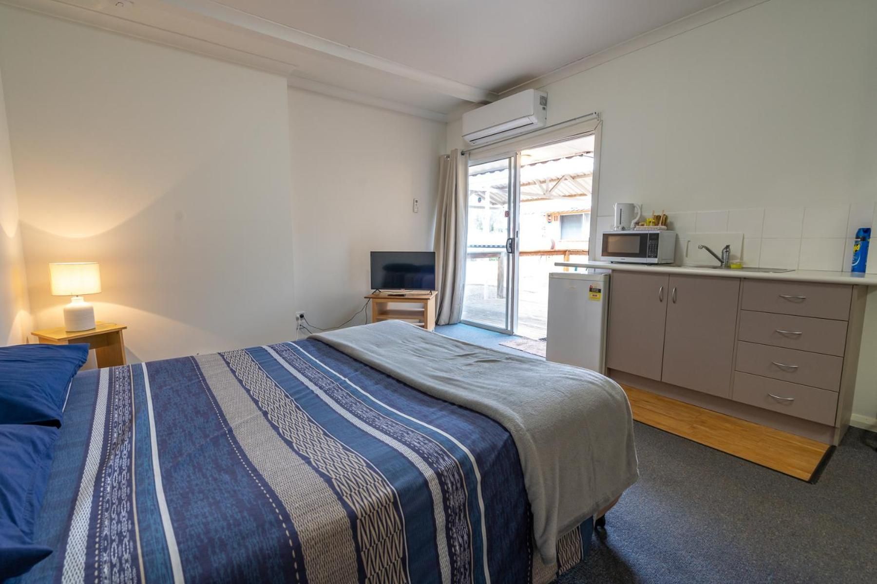 Budget Studio with Kitchenette