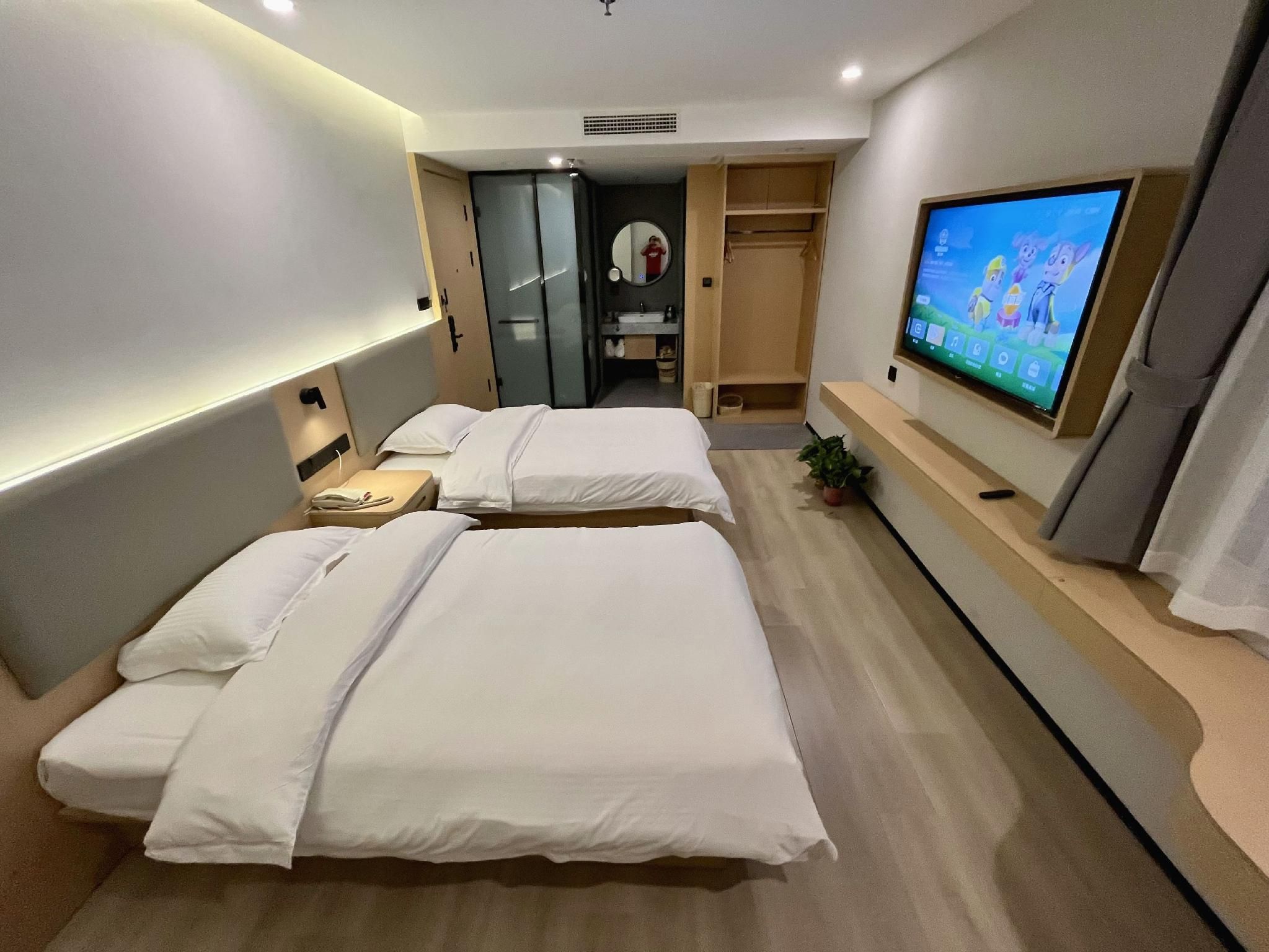 GTR - Twin Room with Aisle window