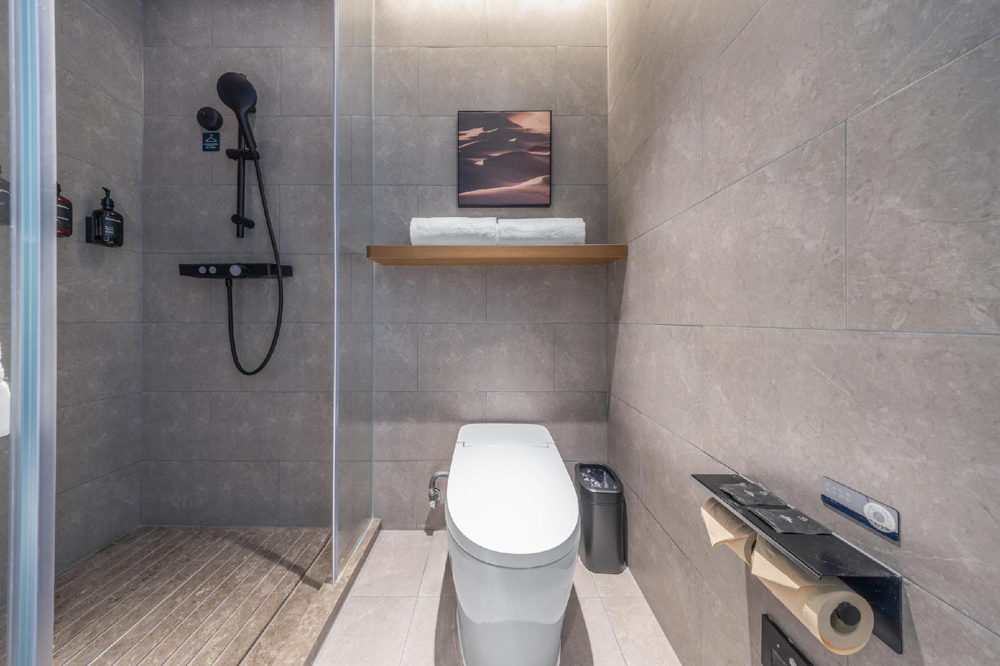 Premium Family Suite