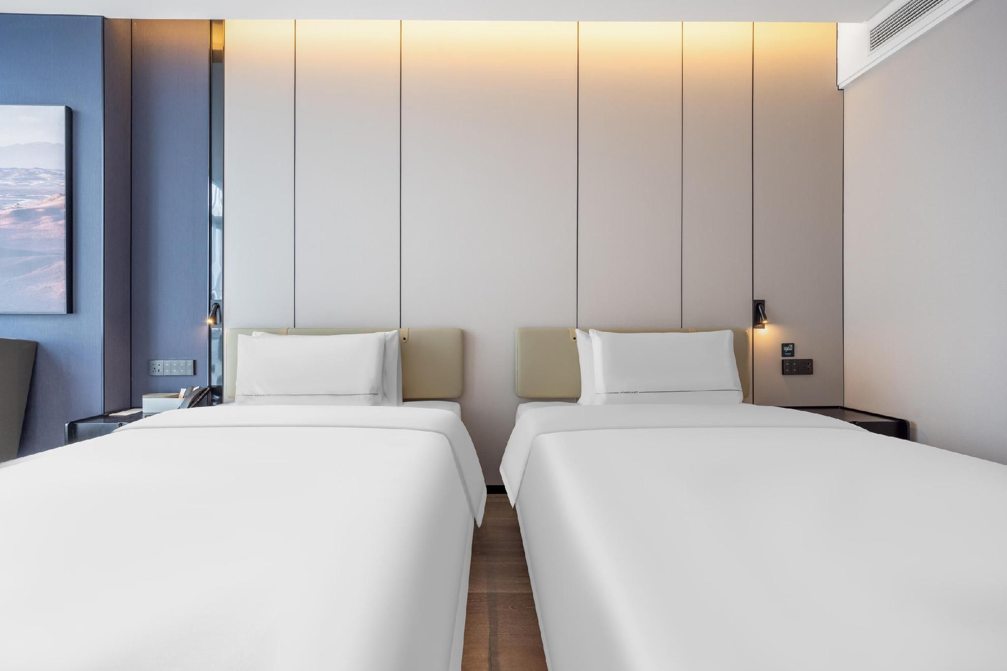 Atour - Premium Twin Room