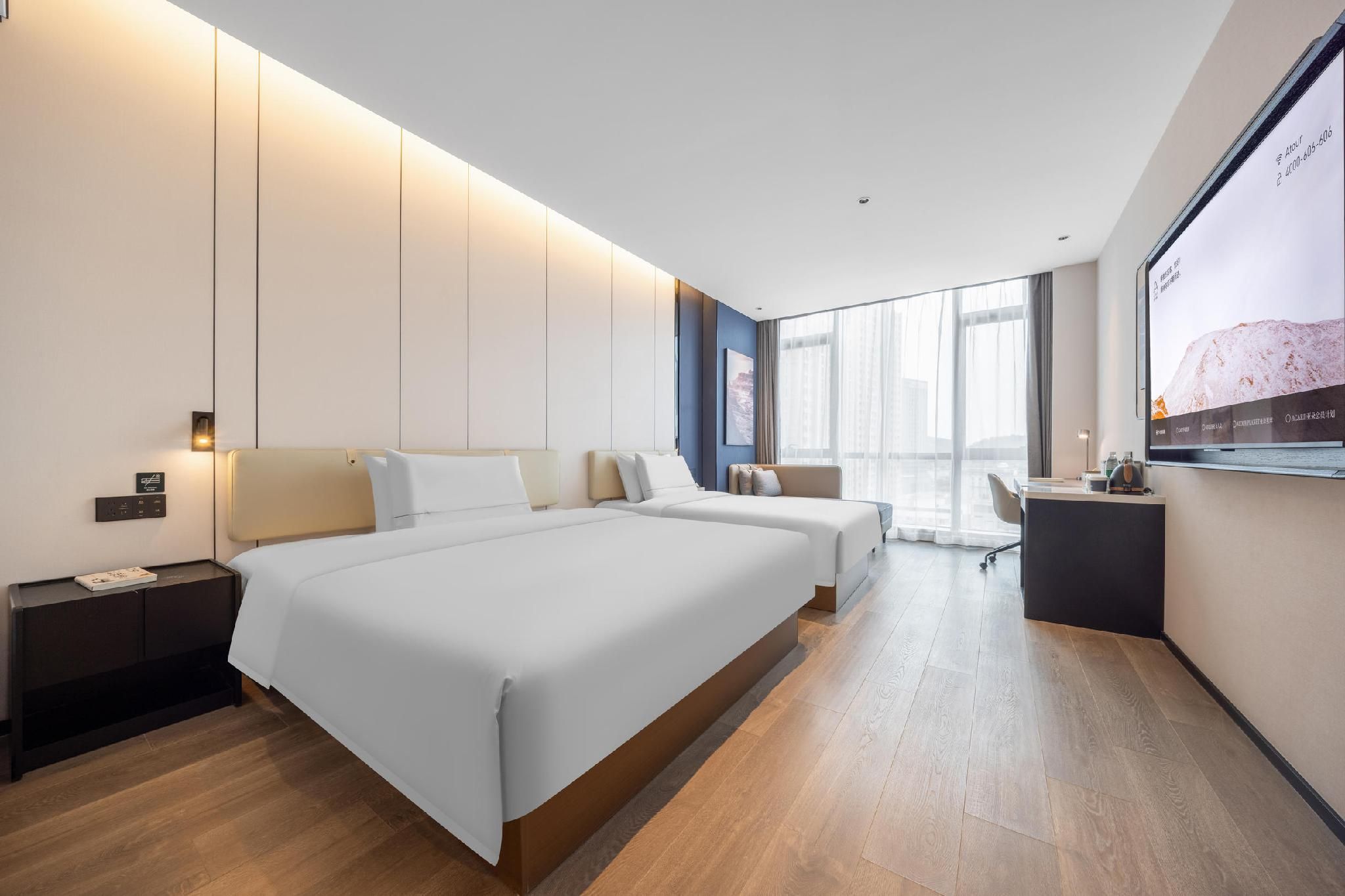 Atour - Premier Parent Kid Room