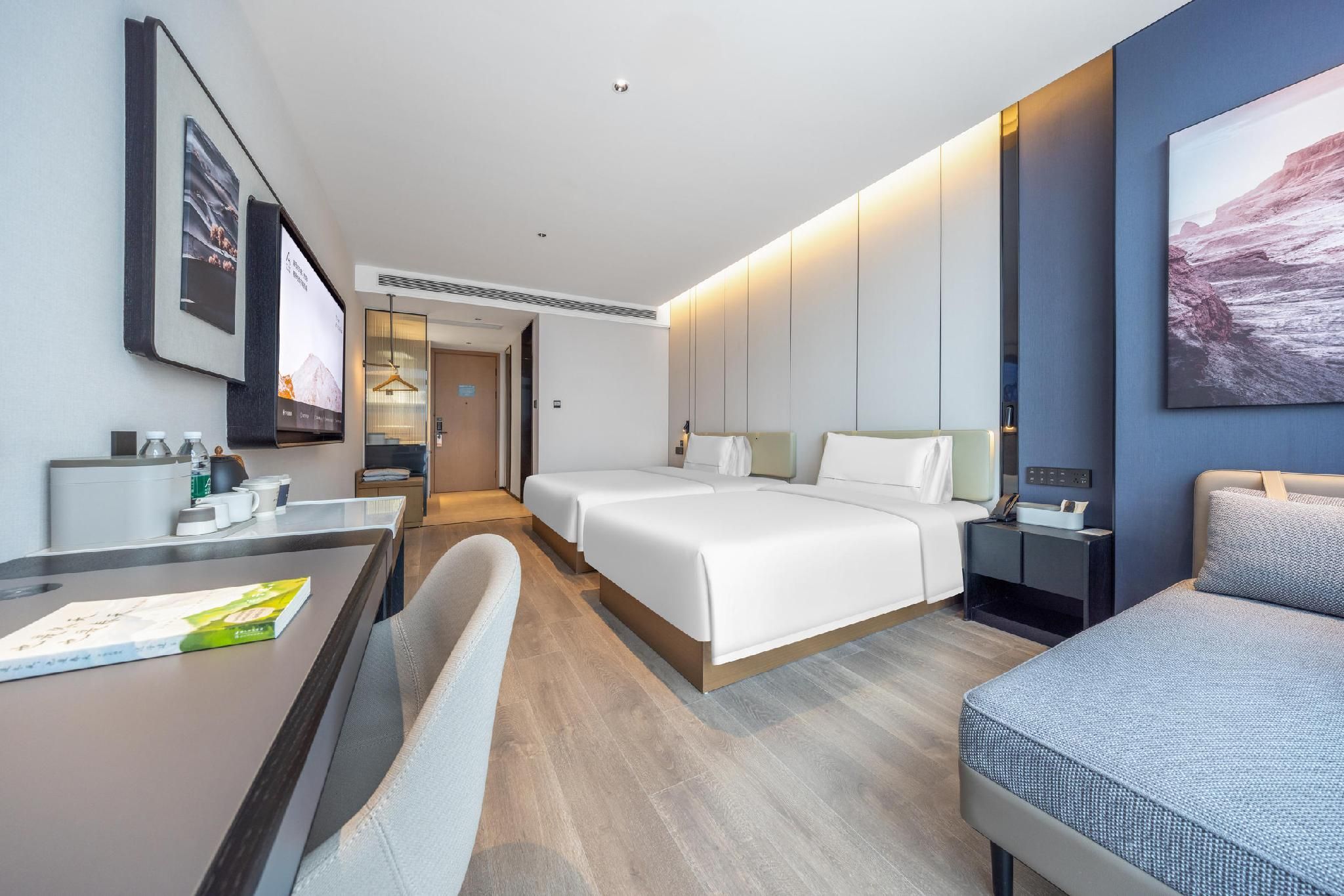 Atour - Premier Parent Kid Room